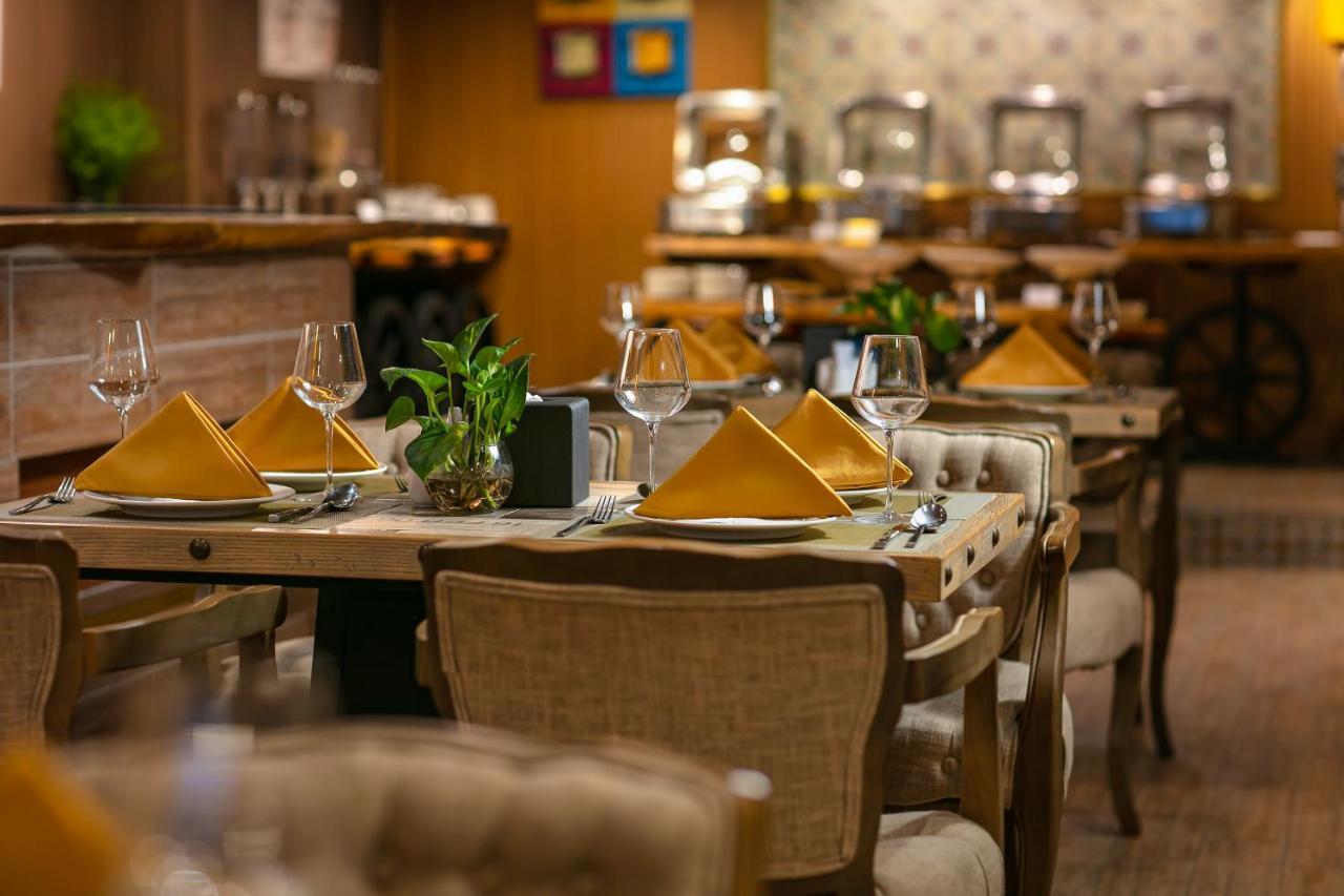 Nesta Hotel Saigon Bandar Ho Chi Minh Luaran gambar